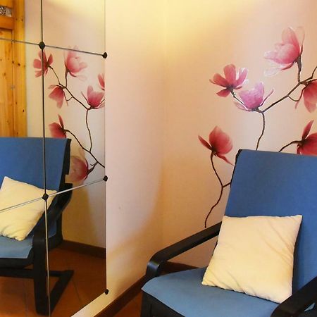 Апартаменти Cozy Garden Retrait Варенна Екстер'єр фото