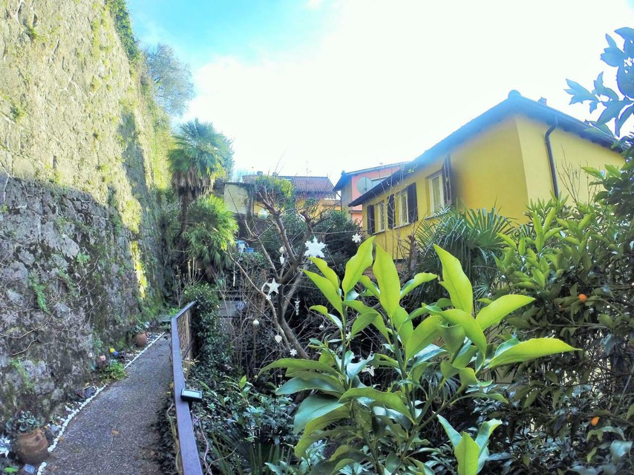 Апартаменти Cozy Garden Retrait Варенна Екстер'єр фото